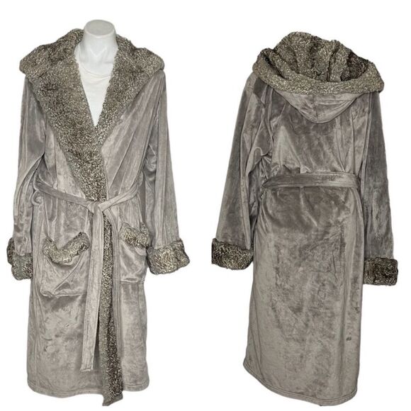 POTTERY BARN Robe Plush Faux Fur Hooded Belted Taupe Size Large - Picture 11 of 11